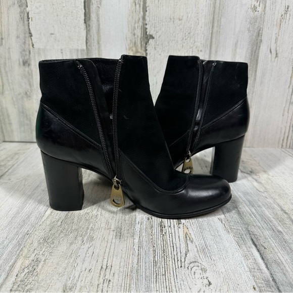 Marc by Marc Jacobs Black Leather Ankle Boots with Gold Hardware Buttons #365 - Picture 10 of 14